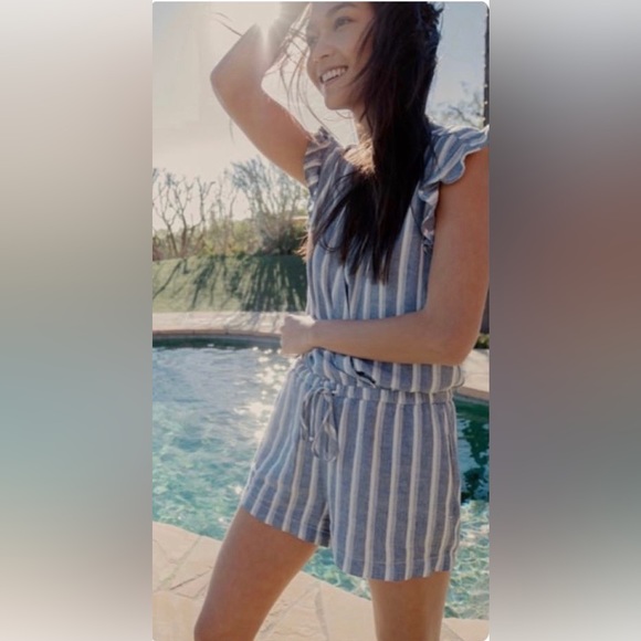 Bella Dahl Flutter Sleeve Surplice Romper - Picture 2 of 3